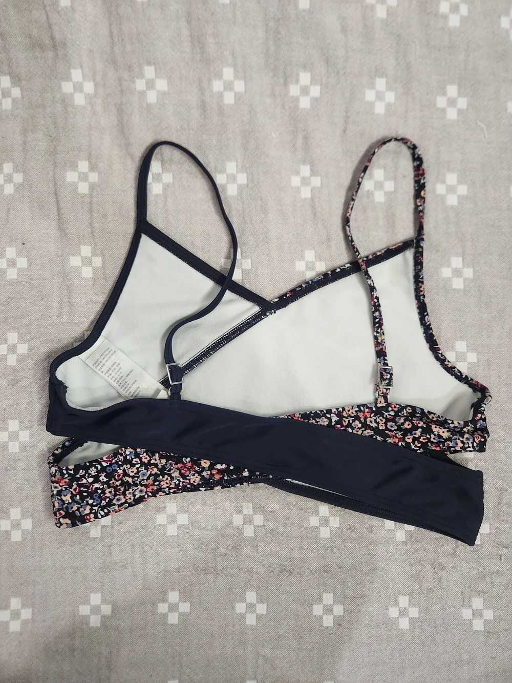 Abercrombie Floral & Navy bikini top kids 15 16
